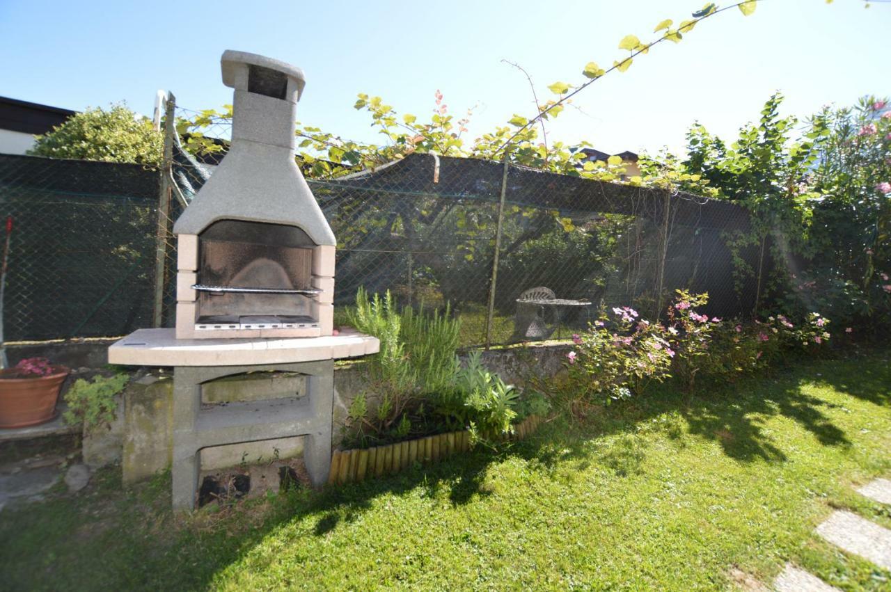Villa Rustico Giulietta E Romeo Colico Exterior foto